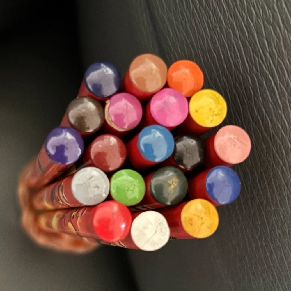 The Incredibles Colored Pencils With Case Disney Parks